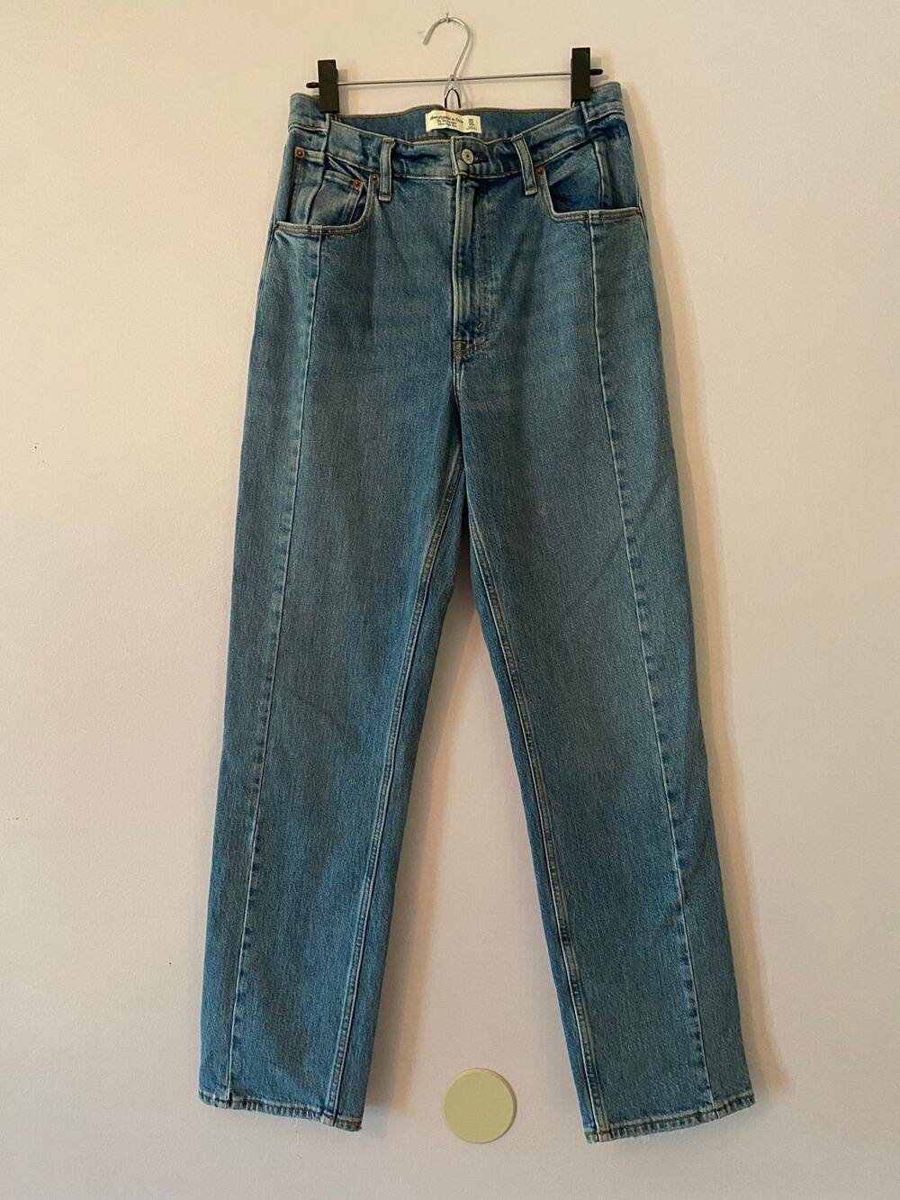 Abercrombie & Fitch The 90s Straight Ultra High Rise Jeans Women's size 30 / 10